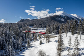 Alpejski Orient Express lub Kolej na Szwajcarię